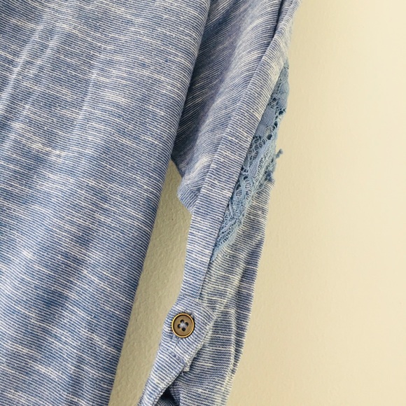 LACE SLEEVES | BUTTON DOWN | ROLL UP CUFFS | TUNIC - Picture 4 of 4